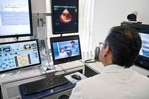 p7-telemedicine_consult-intel-free-press