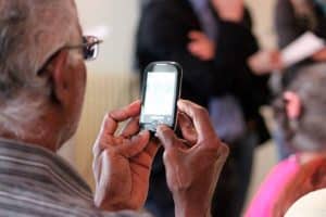 lutter contre l'isolement.