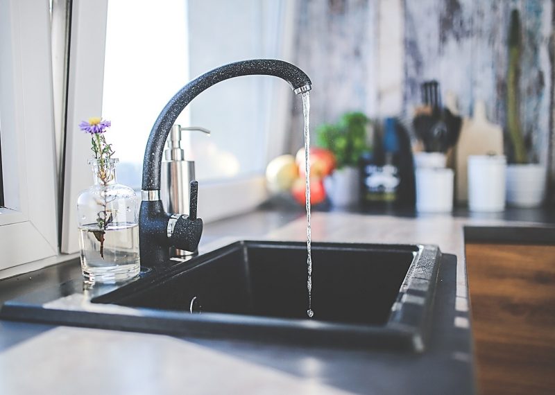 robinet eau potable ©kaboompics