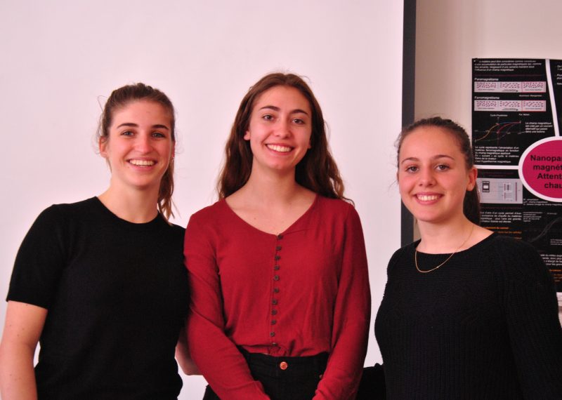 Lucille Marin, Alice Rousseau et Marine Tellier (de gauche à droite) représenteront la France à l'ISEF Phoenix. Crédit Photo : Damien Irié