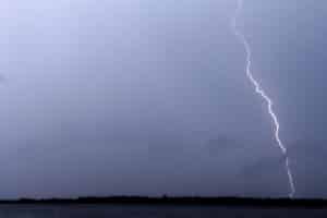 Météo-France a placé le Gard et l’Hérault en vigilance orange pour des orages et un risque d’inondation dans la nuit du 25 au 26 septembre. © DR