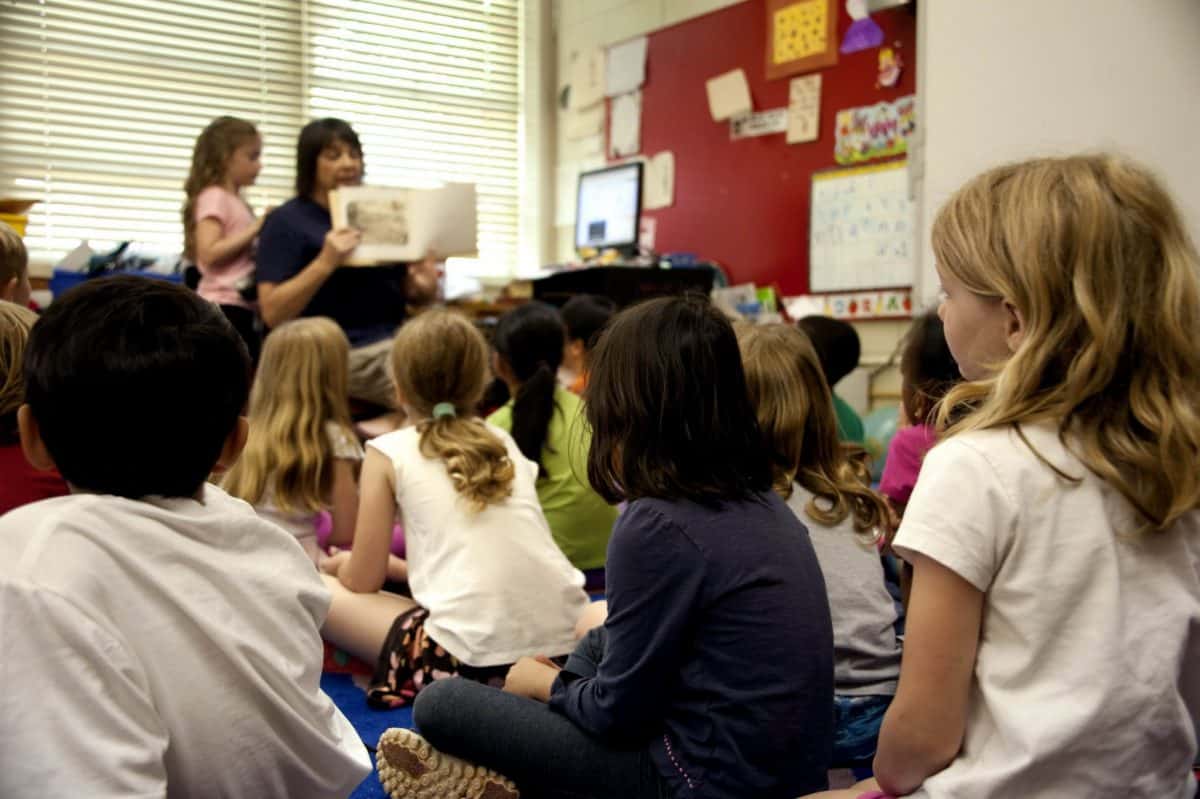 éducation Toulouse création postes école enseignant