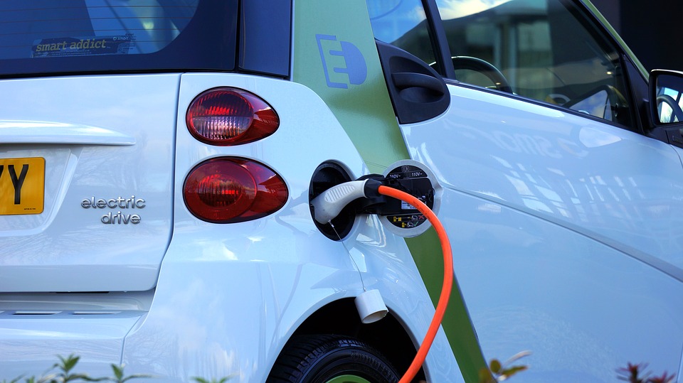 Voiture électrique abonnements stationnement véhicules électriques Narbonne