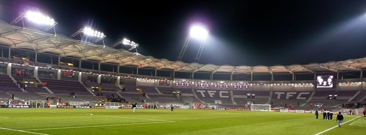 Covid-19 cas TFC Selon France Bleu Occitanie, un virage du Stadium va être rebaptisé "Christophe Revault" lors de la 25e journée de Ligue 2, le 19 février