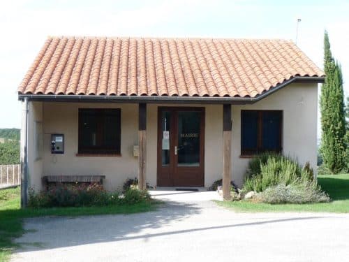 La mairie de Seyre, en Haute-Garonne ©Jack-ma