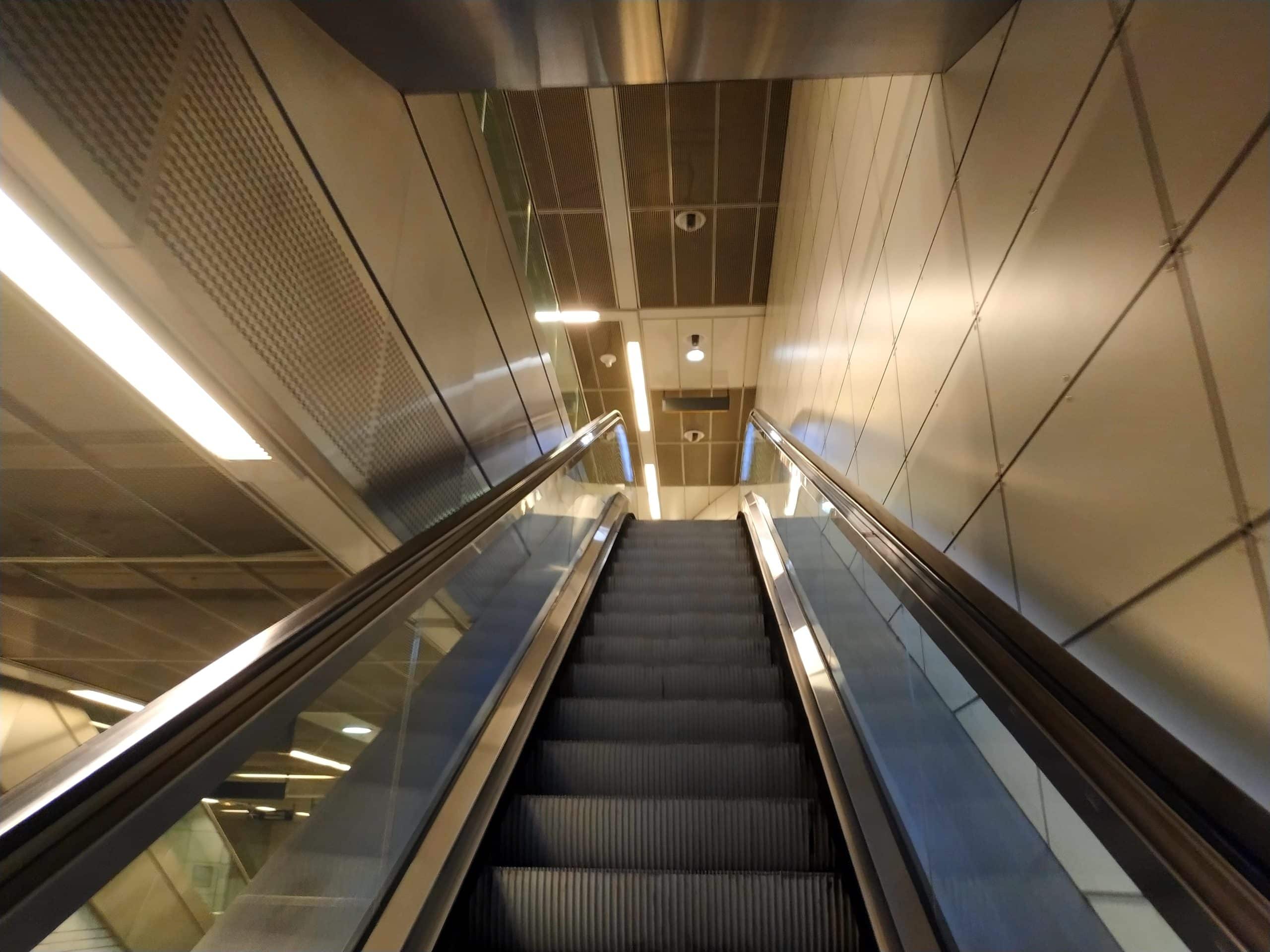 Métro François Verdier escalator