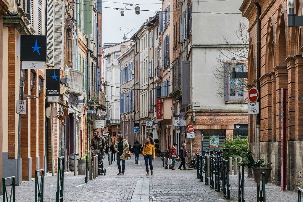 rue Montauban Tarn-et-Garonne commerce