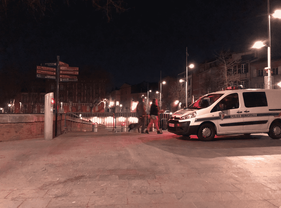 Les quais de la Garonne en train de fermer dans la nuit de samedi à dimanche / Léo Molinié