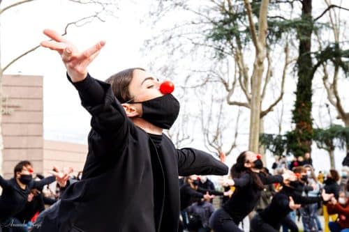 Une performance revendicative artistique à Montpellier, en plen confinement