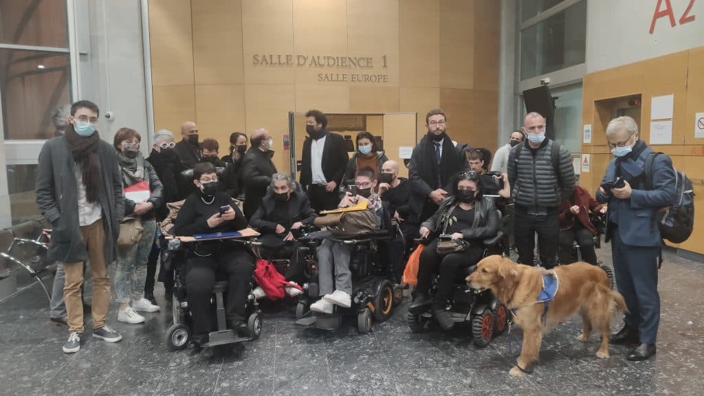 Une pétition contre ‘’le validisme’’ lancée par des personnes en situation de handicap a recueilli plus de 18 000 signatures en une semaine sur Change.org © DR