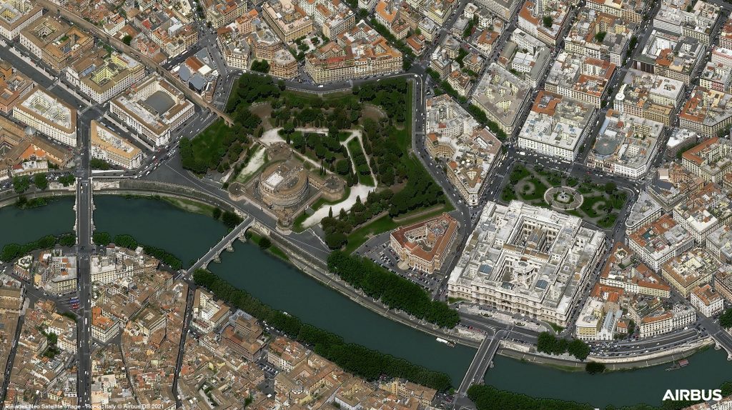 Le chateau San Angelo, à Rome, en Italie, photographié par le satellite Pléiades Neo 3 d'Airbus @Airbus