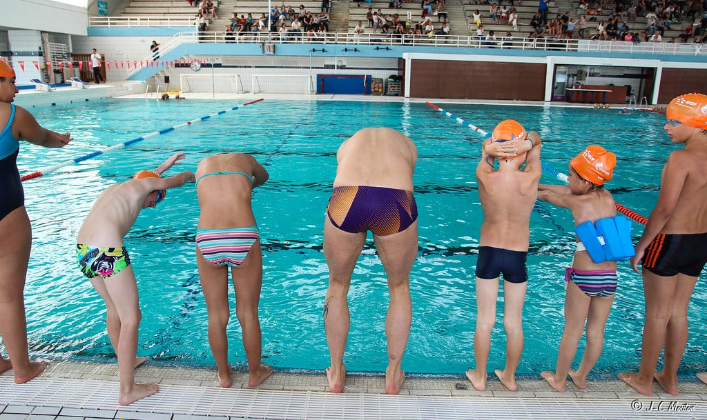 piscine-nage-enfants-apprentissage-natation