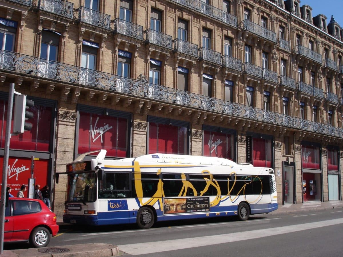 Toulouse bus Tisseo manifestation