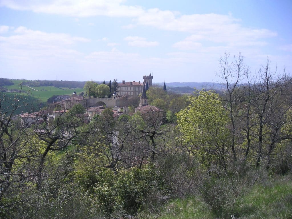 village Montégut Gers