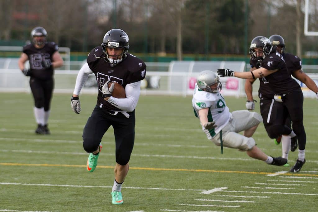 Les Ours de Toulouse senior contre les Giants de Saint-Etienne en 2014 CC BY Pierre Selim