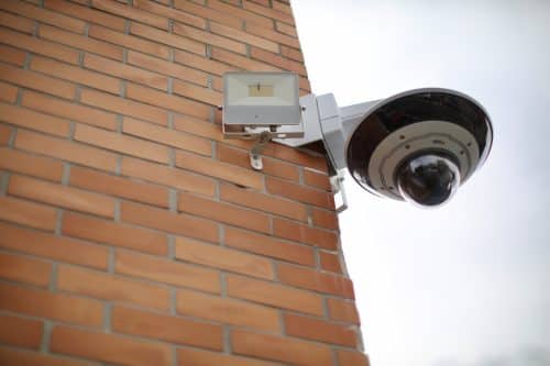 Une caméra de vidéoprotection. Crédit photo : CC BY ND Département des Yvelines
