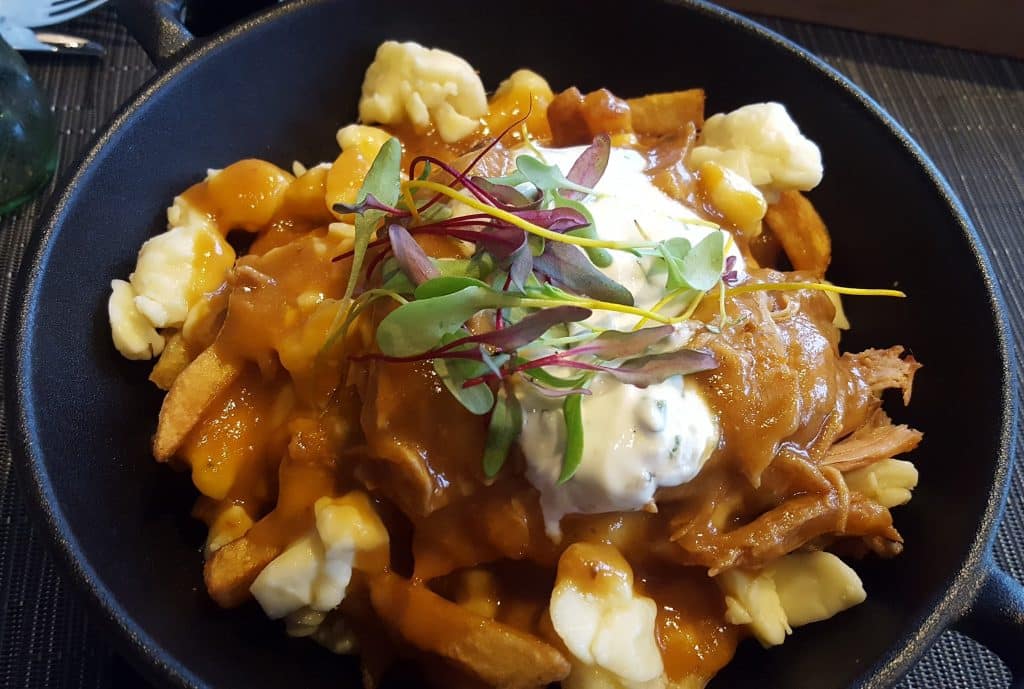 restaurant poutine