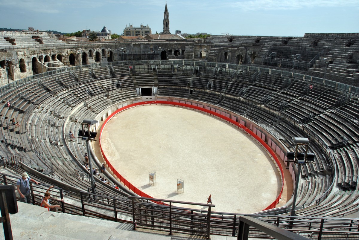 Arènes Nîmes vacances Pâques Gard