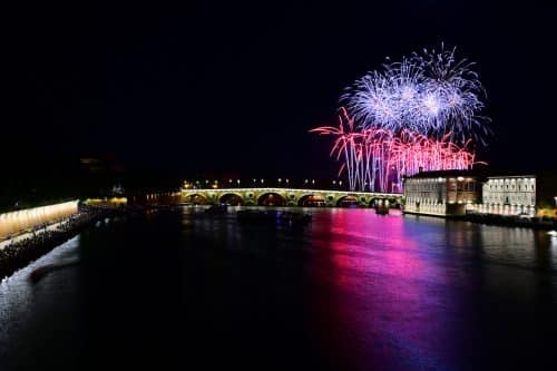 feu d'artifice Toulouse 14 juillet