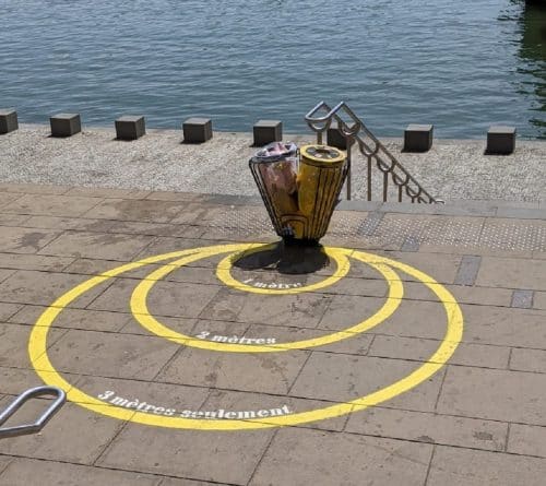 cercles jaunes poubelles