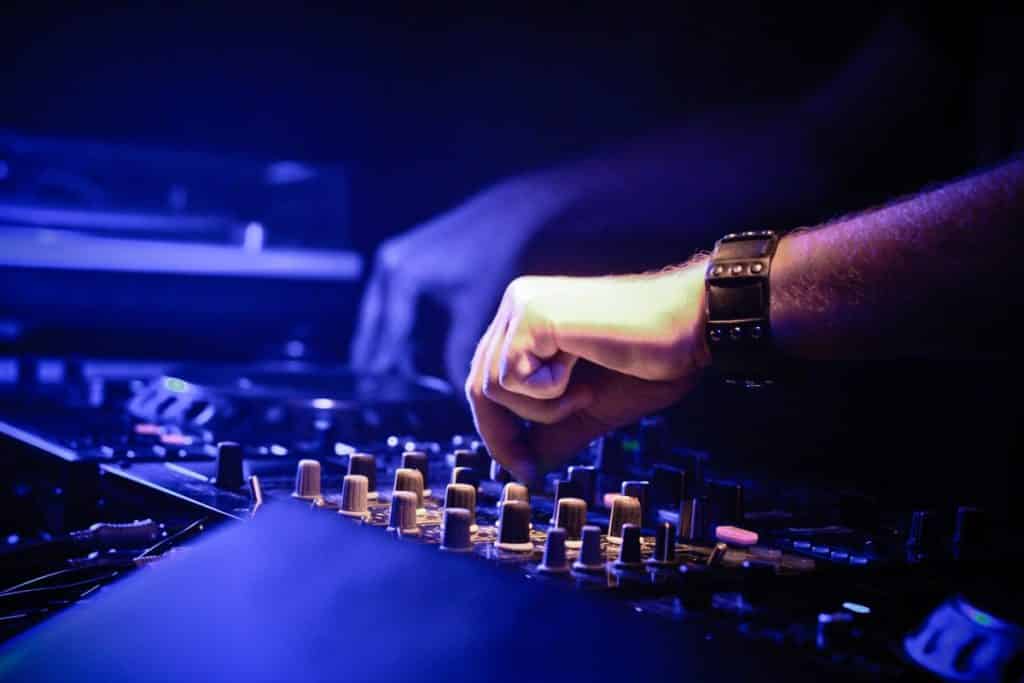 DJ musique électronique événements Toulouse week-end
