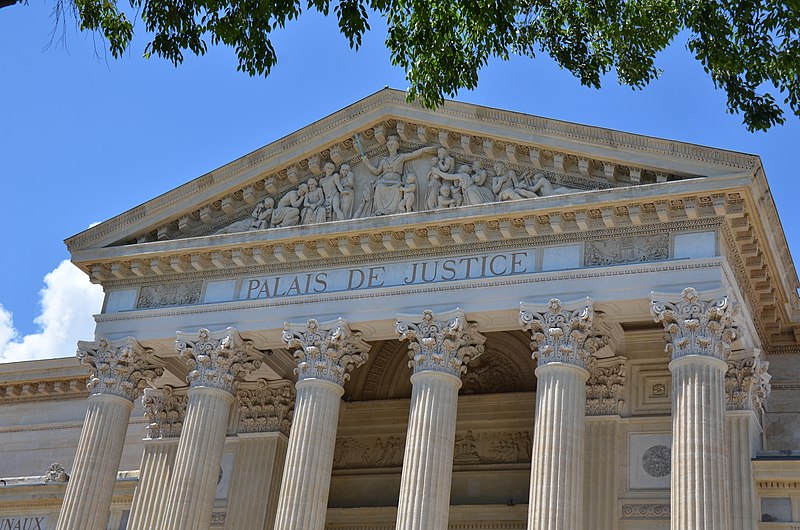 Palais Justice Nîmes 