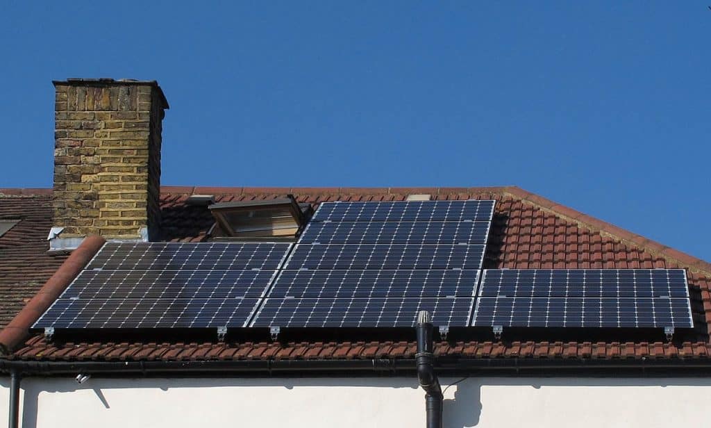 panneau solaire photovoltaïque rénovation énergétique arnaques Gers