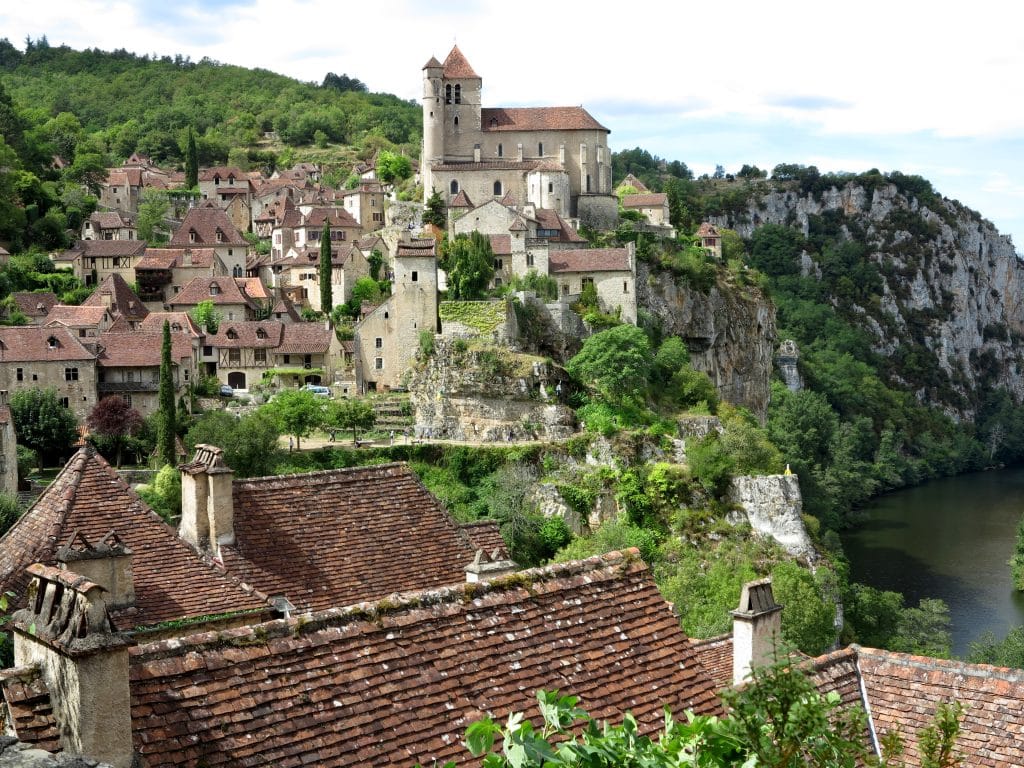 village occitanie