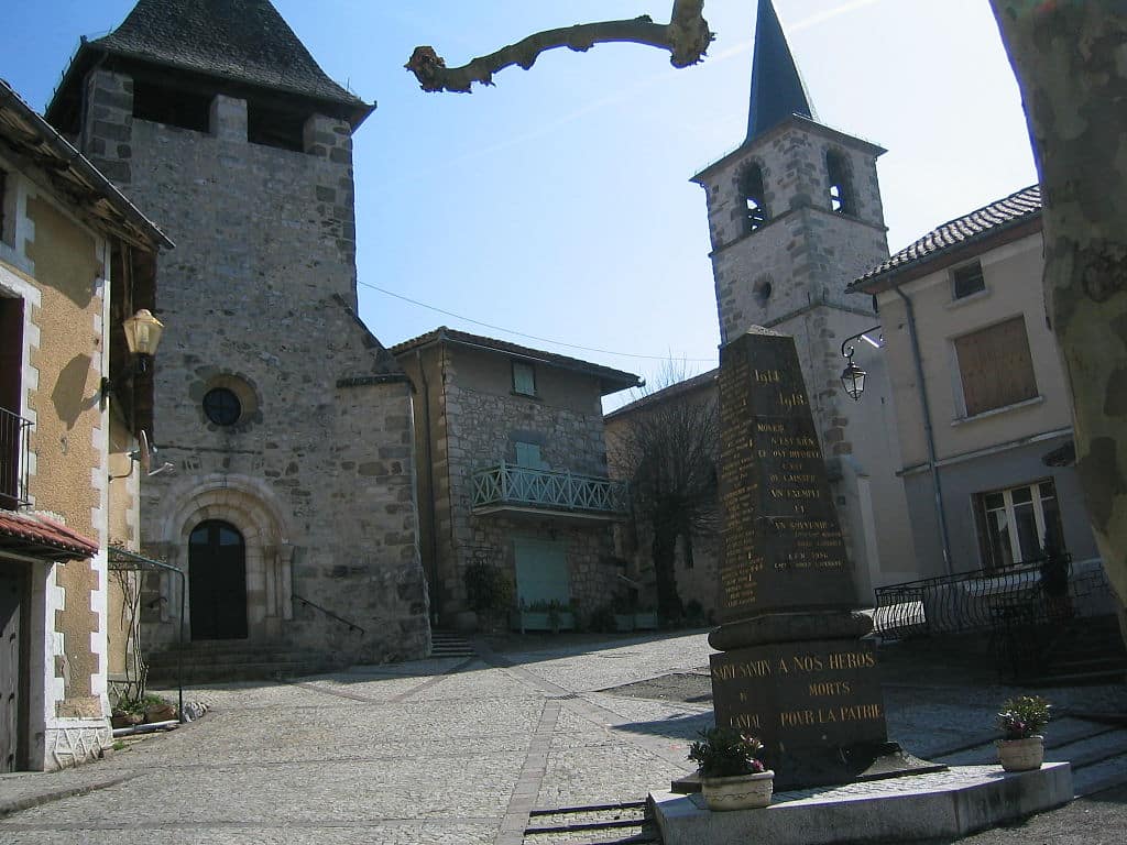 visites insolites Saint-Santin Aveyron