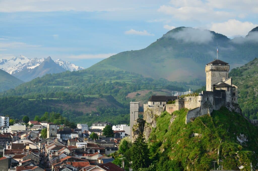 Lourdes marque pyrénées