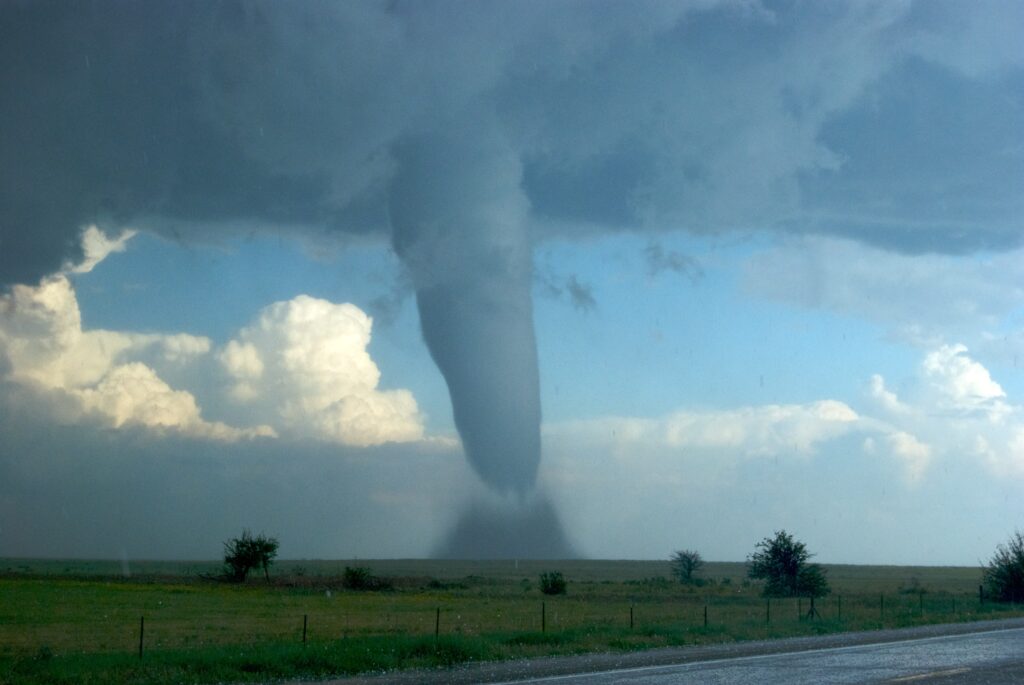 tornade Poulx Dégâts