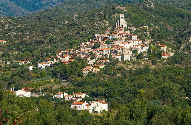 beau village Eus Pyrénées-Orientales