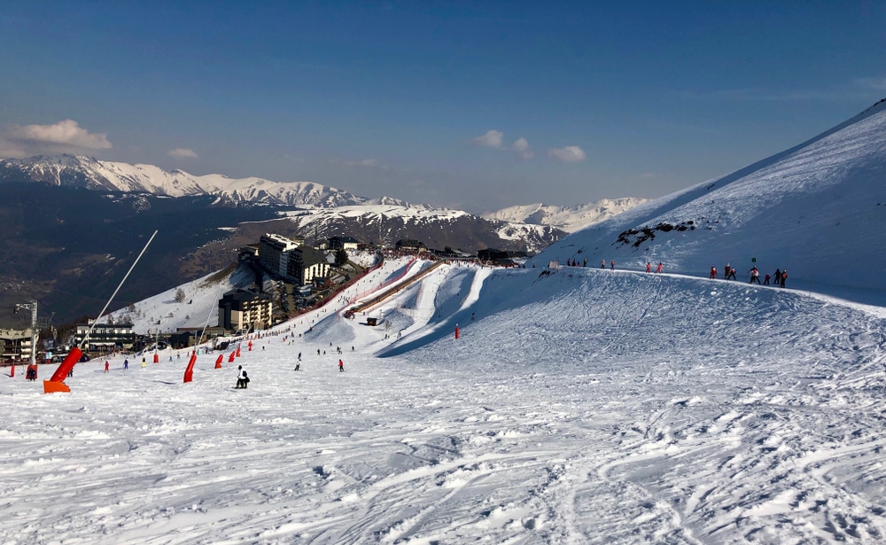 Saint-Lary village pastoral ski