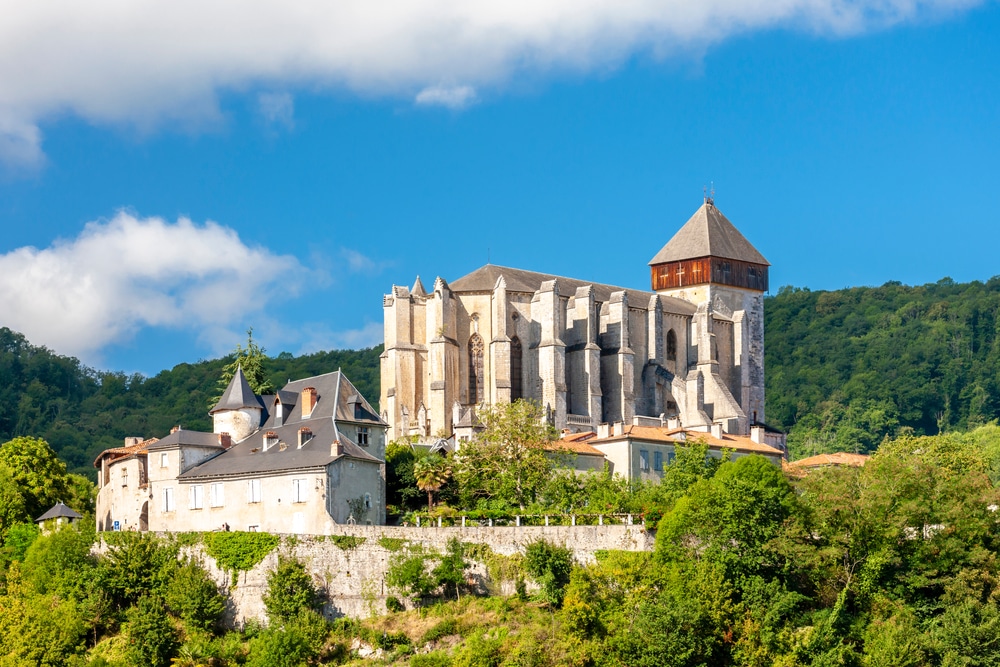 beau village Saint-Bertrand-de-Comminges