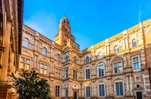 L'Académie des Jeux Floraux est installée à l'Hôtel d'Assézat du 02 au 04 mai 2024, ©FredP / Shutterstock