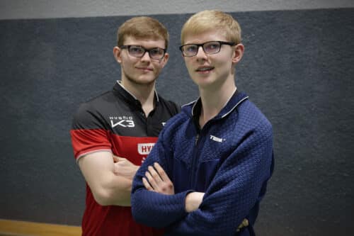 Les deux frères Lebrun en tenue de compétition