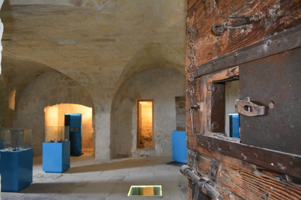 musée tour prisons lunel