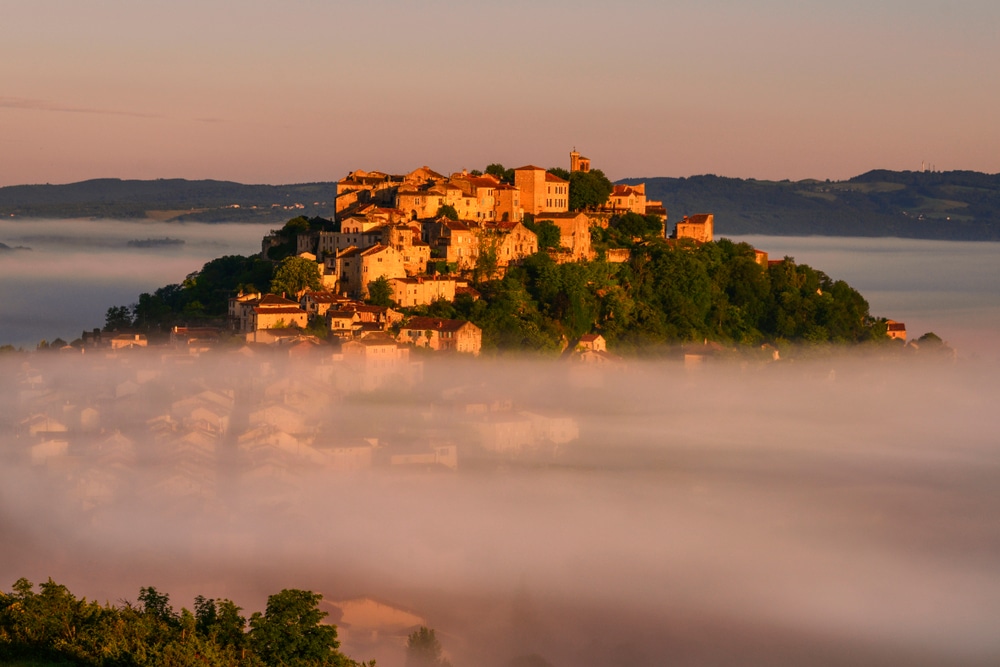 Cordes-sur-Ciel village médiéval suspendu