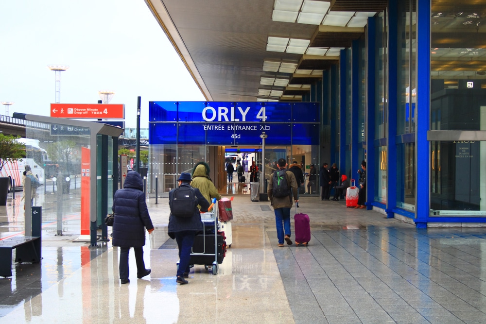 Grève contrôleurs aériens Orly