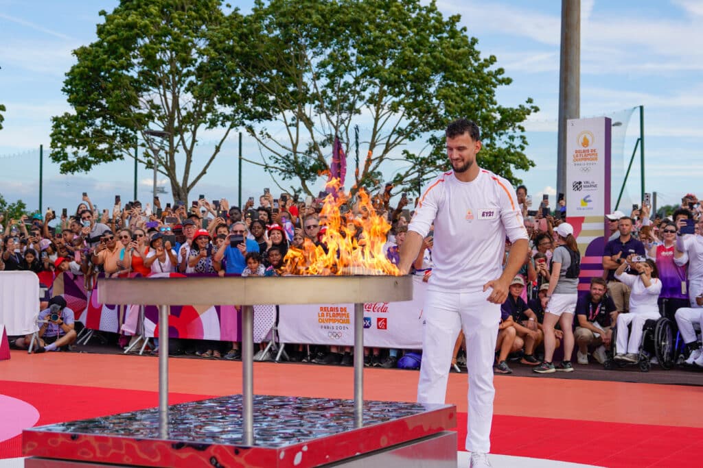 flamme Val-de-Marne images