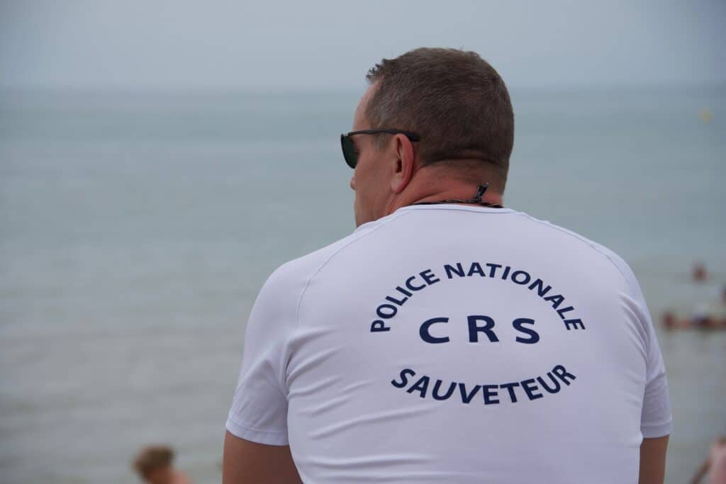 CRS sauveteur plage