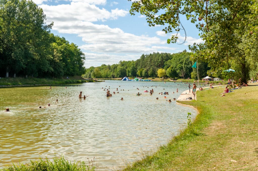 Baignade lac lot