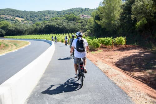 L'Œnovélo héraultait démarre en trombes à Saint Chinian. © Département de l'Hérault