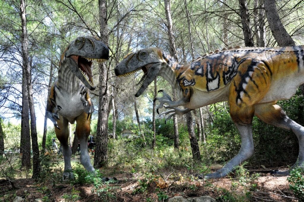 Plongée au milieu des géants du Jurassic Park occitan ! © Musée parc des dinosaures de Mèze
