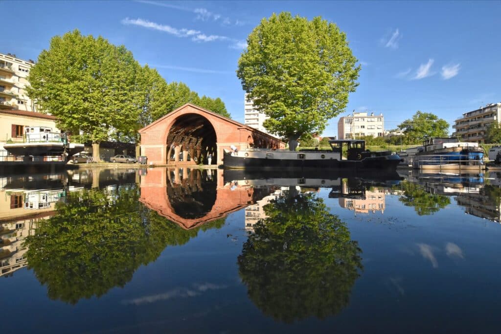 André Manoukian jouera de son piano l'eau, dans une cale de Toulouse. © MMVNF