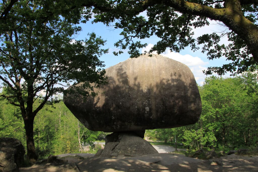 Le rocher du Peyro Clabado, une attraction naturelle dans la forêt du Sidobre, près de Toulouse.
© Shutterstock - vouvraysan