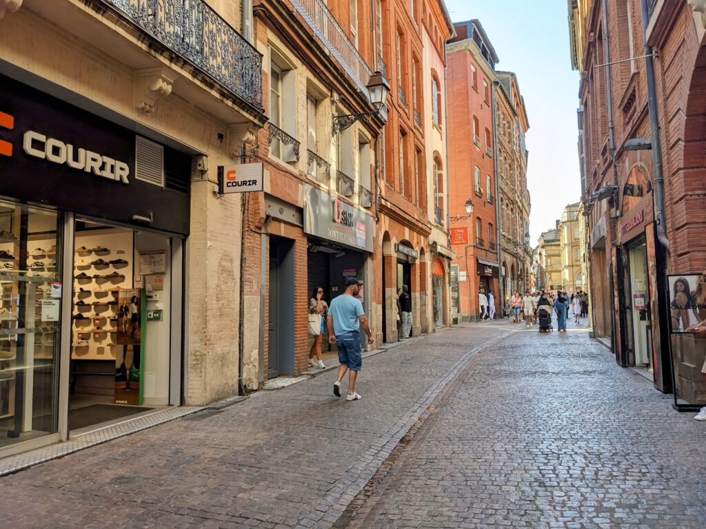 commerces ouverts toulouse