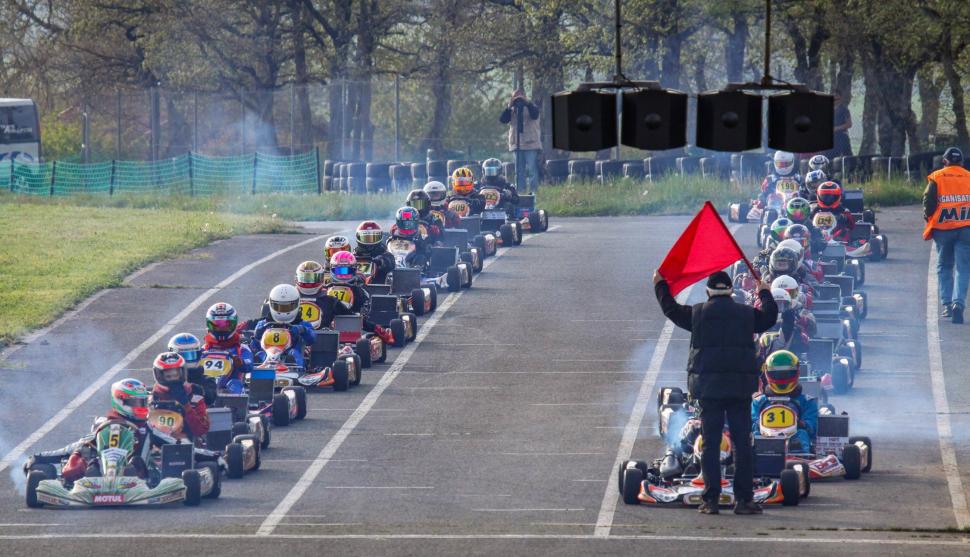 Un circuit en pleine nature pour s'essayer au karting ou s'entrainer régulièrement.