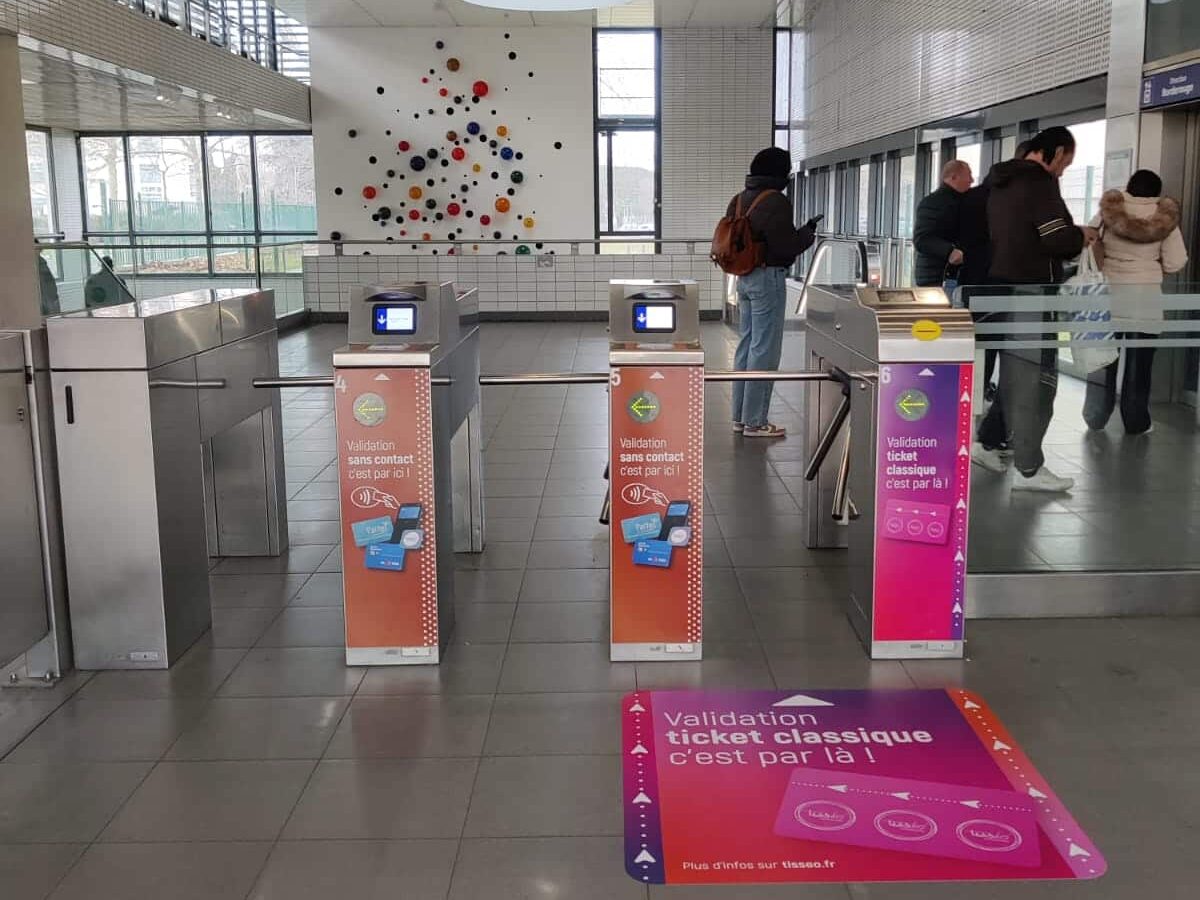 Tisséo valideur métro
