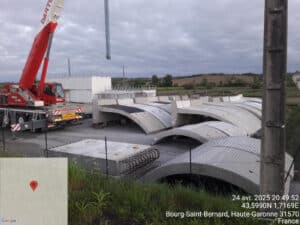 Des livraisons d'éléments de pont sur le chantier A69 pourtant en arrêt